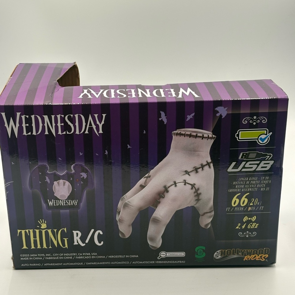 Jada Wednesday Addams THING Remote Control R/C Walking Hand USB - Picture 6 of 6